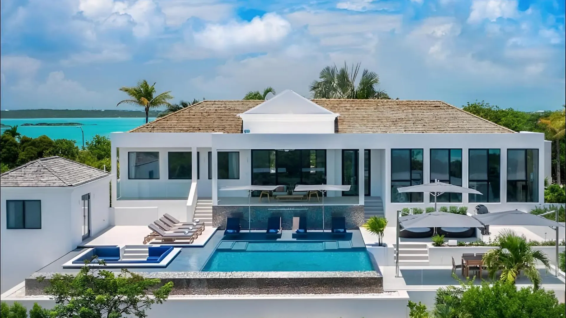 Hummingbird Hideaway Villa Steer Town